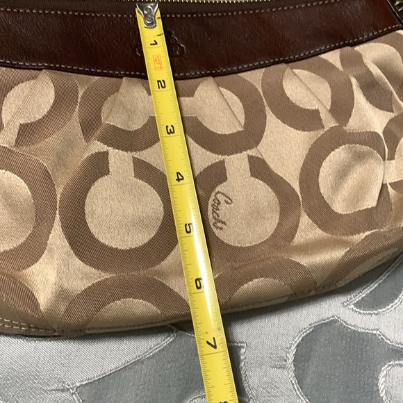 Coach small purse - Picture 3 of 7